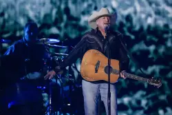 Alan Jackson retires from touring after 30 years on the road